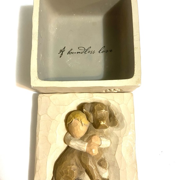 Adorable Trinket Box - Picture 3 of 9